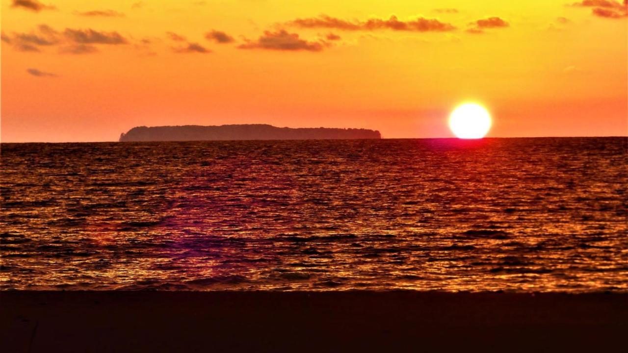 Encanto Lodge Drakes Bay エクステリア 写真